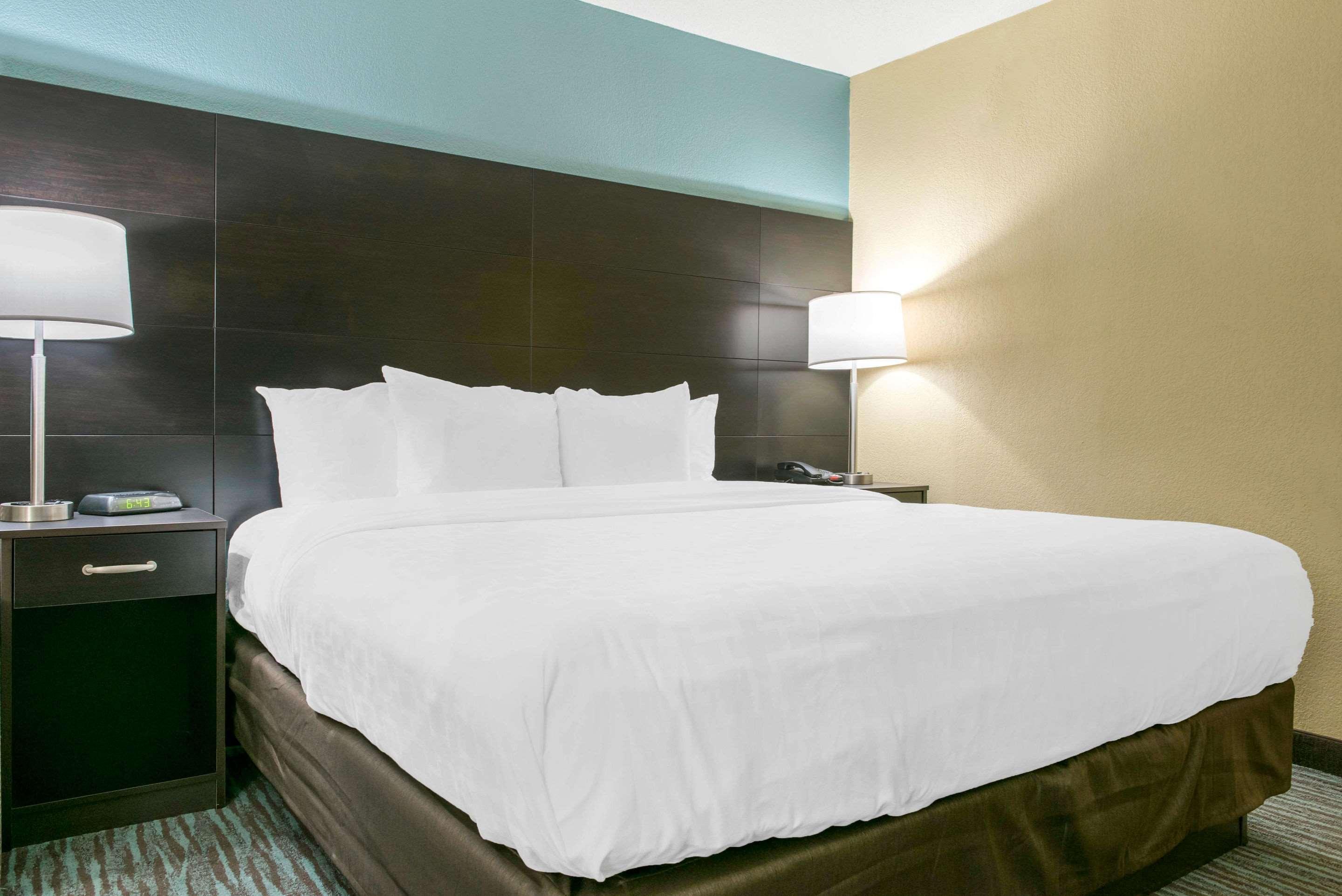Quality Inn Dayton Airport Englewood Buitenkant foto