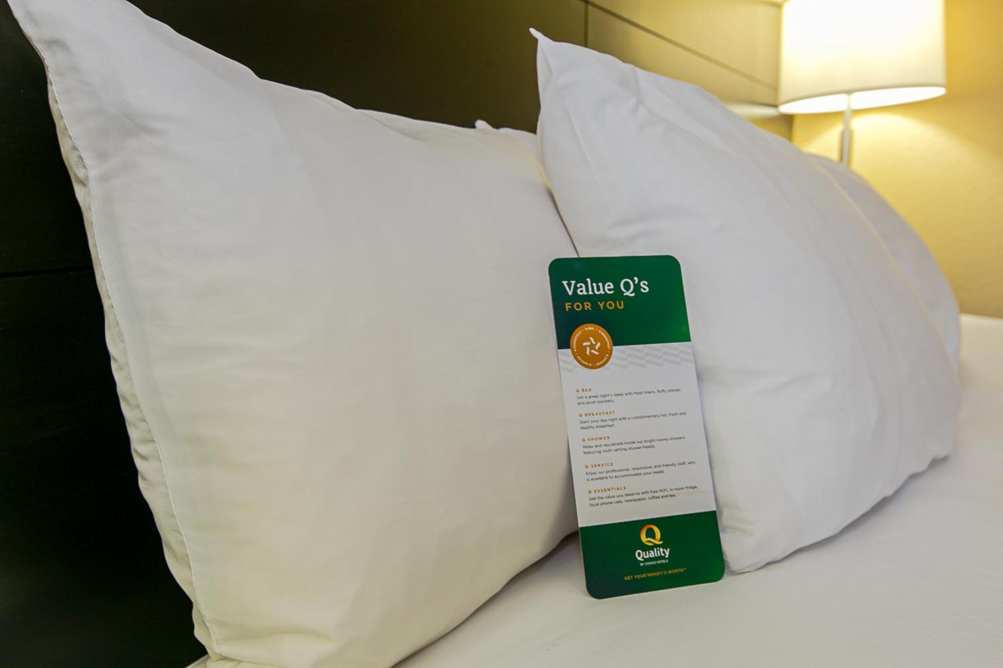 Quality Inn Dayton Airport Englewood Buitenkant foto
