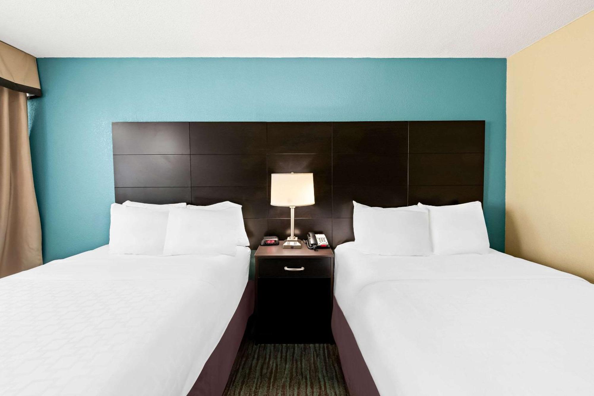 Quality Inn Dayton Airport Englewood Buitenkant foto