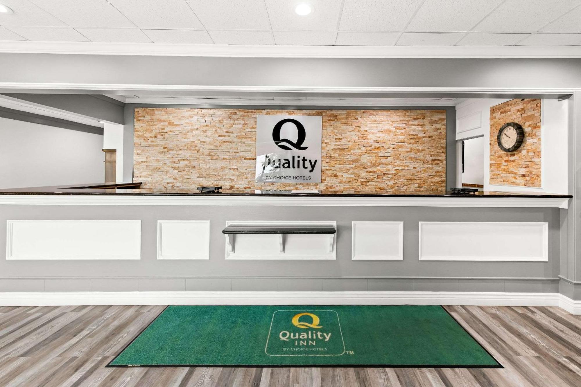 Quality Inn Dayton Airport Englewood Buitenkant foto
