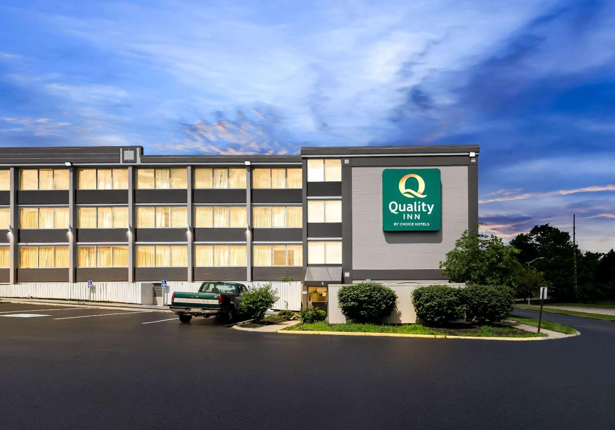 Quality Inn Dayton Airport Englewood Buitenkant foto