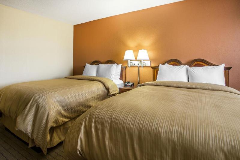 Quality Inn Dayton Airport Englewood Buitenkant foto